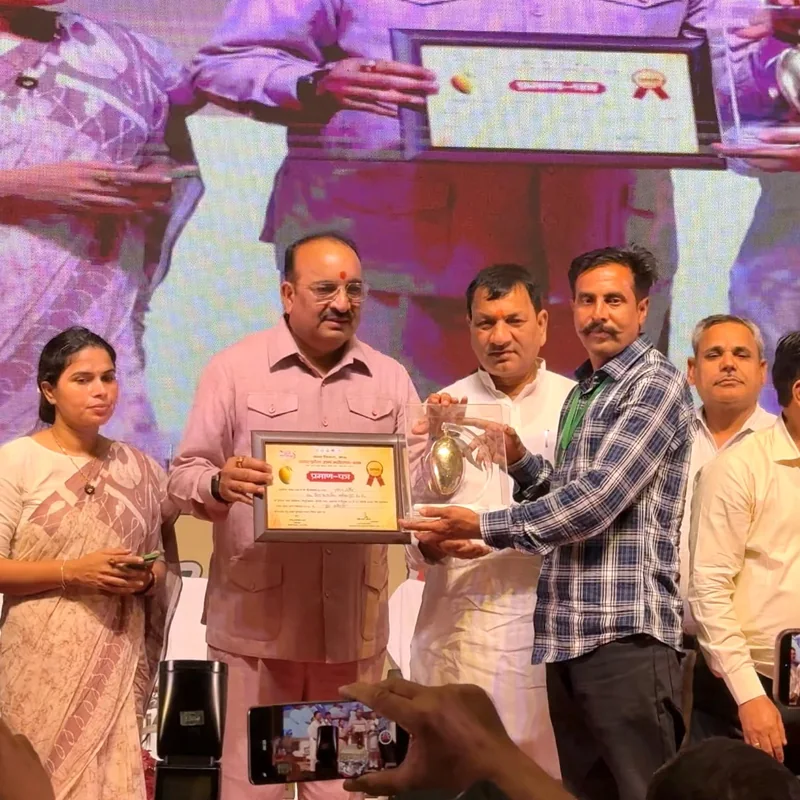 आम महोत्सव-2026 में अलीराजपुर के प्रगतिशील कृषक युवराजसिंह राठौर ने बढ़ाया जिले एवं प्रदेश का मान