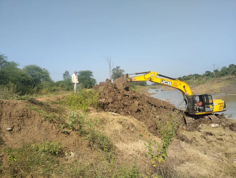 कलेक्टर सोमेश मिश्रा के निर्देश पर जिले में रबी सिंचाई से पूर्व नहरों की साफ-सफाई के लिए चलाया जा रहा विशेष…